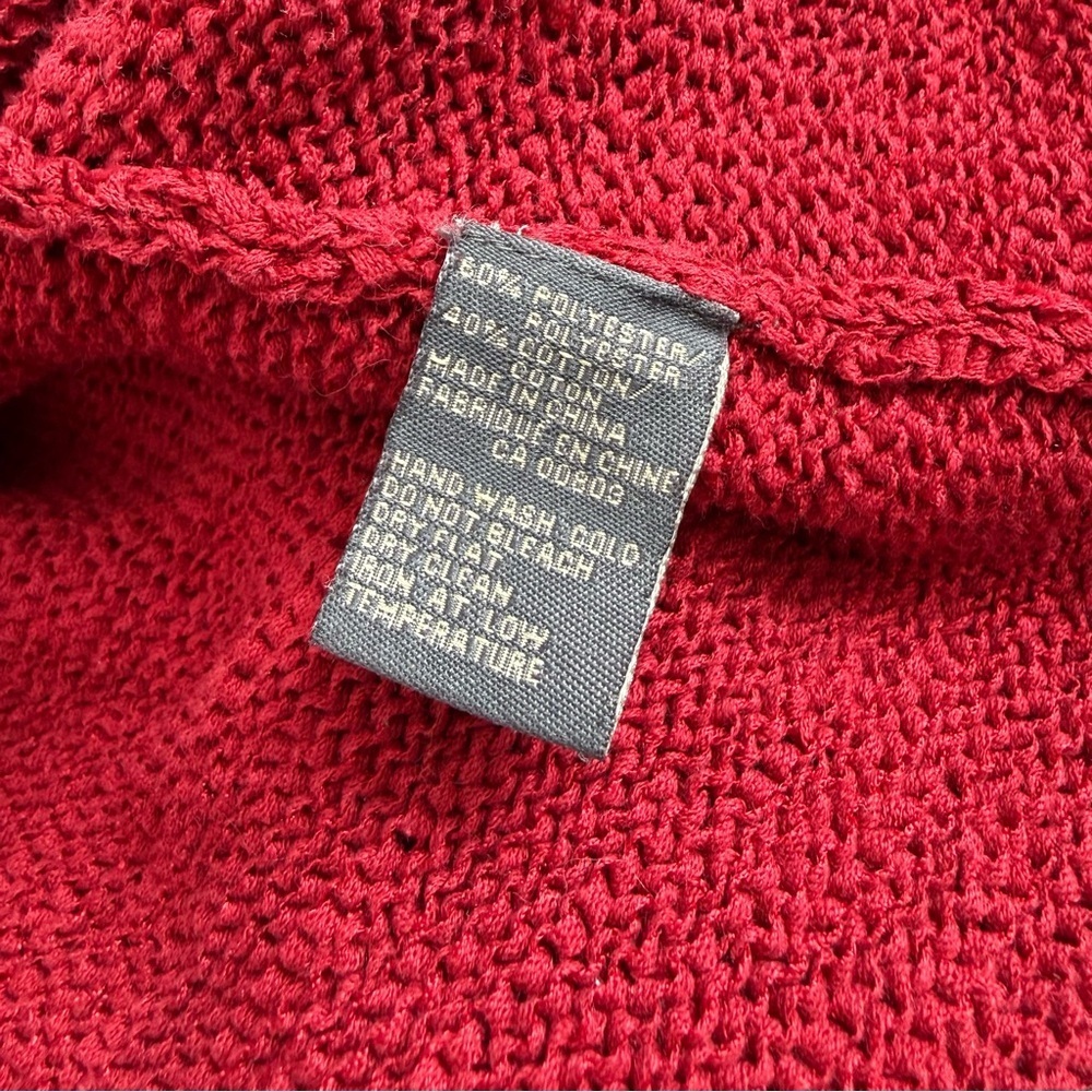 Unknown | Women's small Red Sweater with Button Detail - Picture 4 of 4